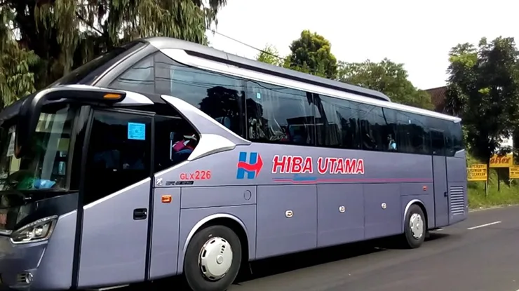 Bus Pariwisata Hiba Utama