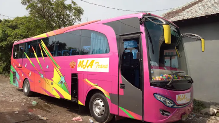 Bus Pariwisata MJA Trans