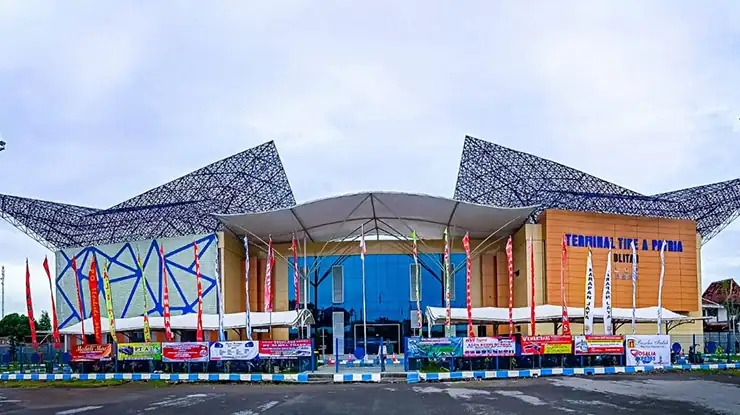 Fasilitas Terminal Patria Blitar