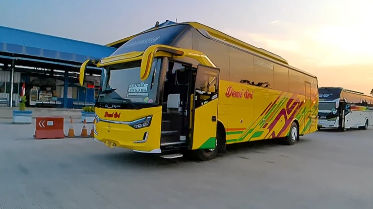 Kelas Bus Dewi Sri Jakarta Brebes