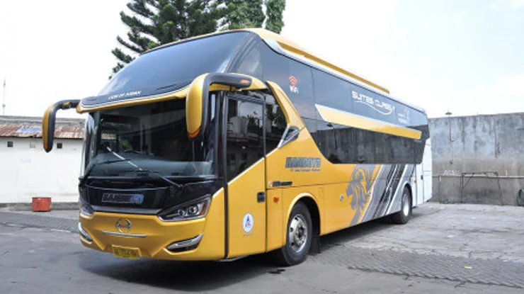 Kelas Bus Handoyo Cilacap Malang