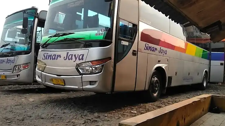 Alamat Agen Bus Sinar Jaya Balaraja