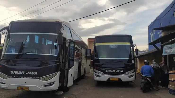 Foto Agen Bus Sinar Jaya Balaraja