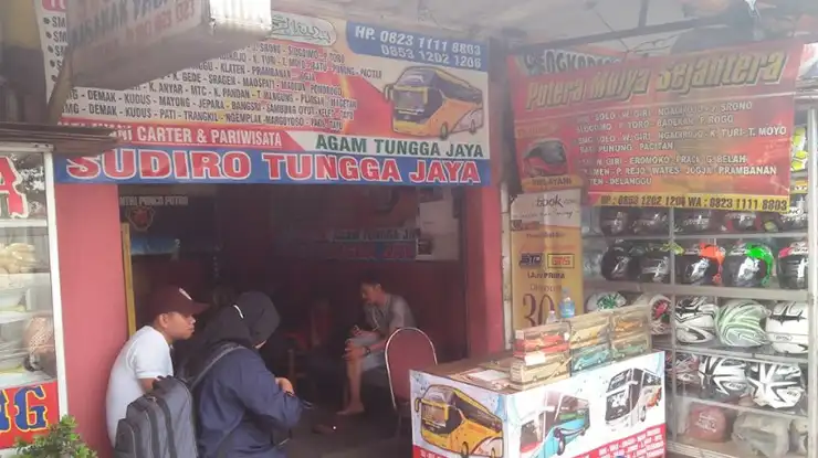 1. Agen PO Sudiro Tungga Jaya Cengkareng