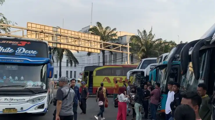 Agen Bus Shantika Tanjung Priok