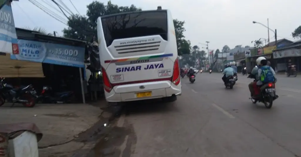 Foto Agen Bus Sinar Jaya Cikupa