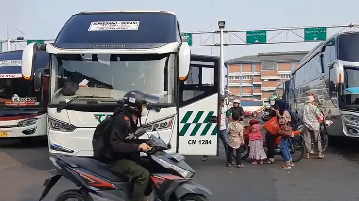 Ulasan Pengguna Bus CBU Bekasi Sumedang